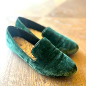 Birdies green velvet loafer - size 6.5